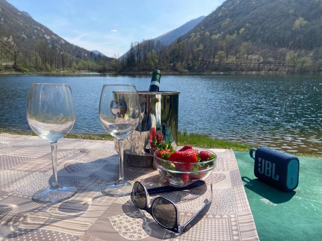 L'Angolino Di Magda: On The Lake-Private Beach! Ghirla エクステリア 写真
